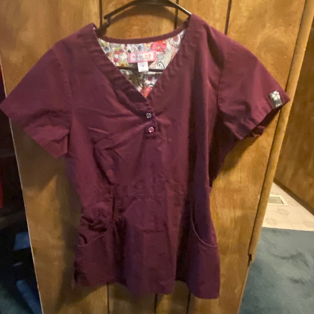 Koi brand scrub top